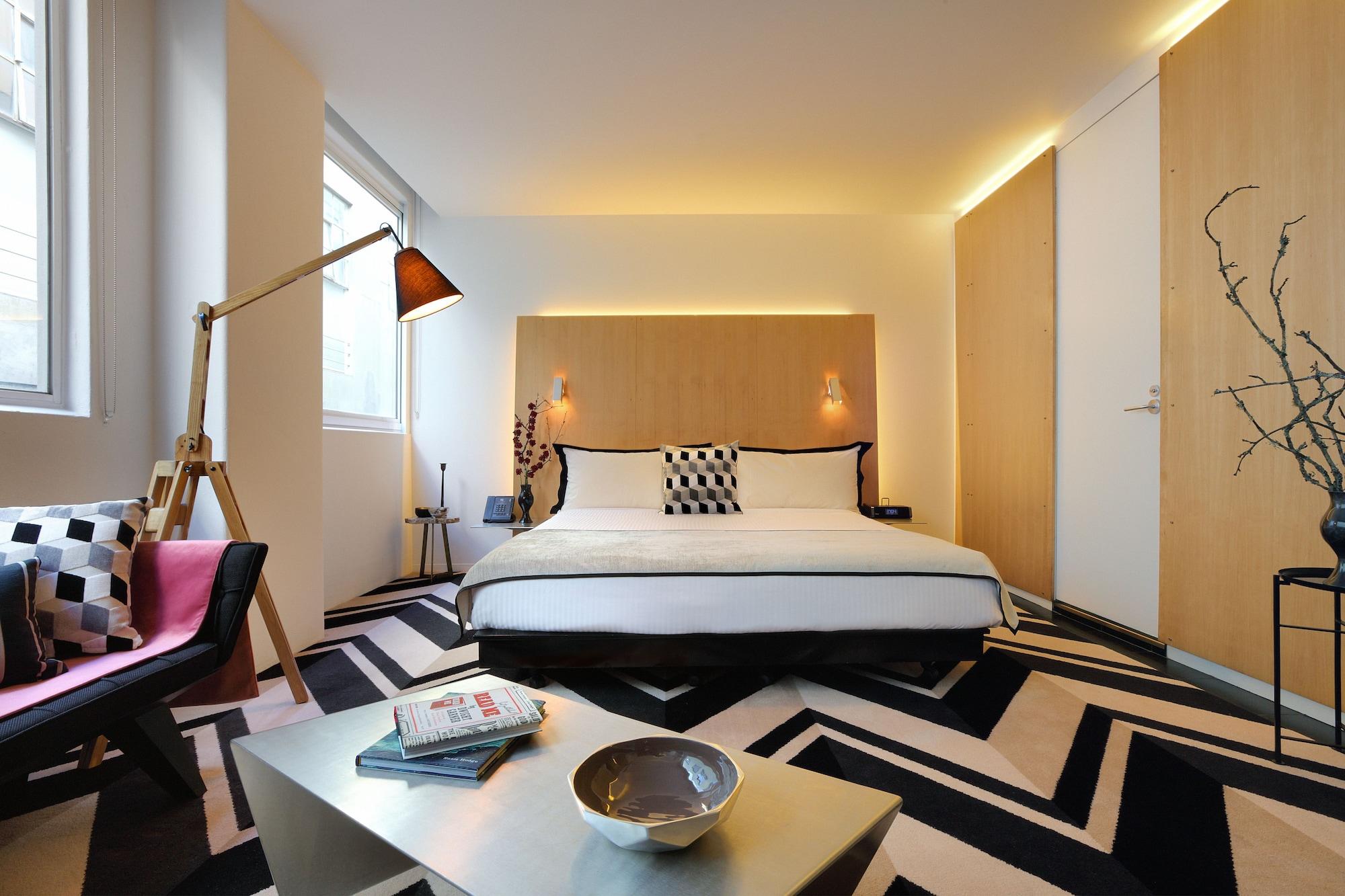 Adelphi Hotel Melbourne Bagian luar foto A room at the hotel