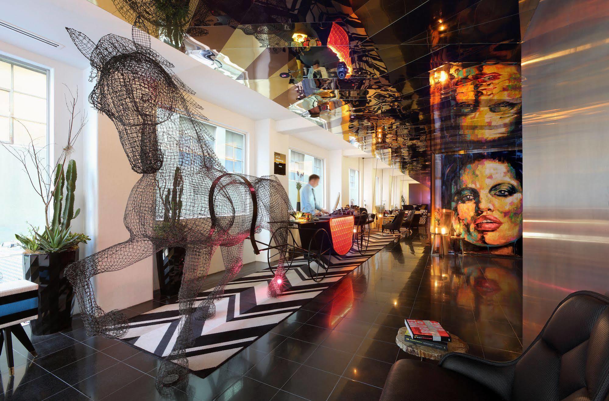 Adelphi Hotel Melbourne Bagian luar foto The lobby of the Mandarin Oriental, Munich