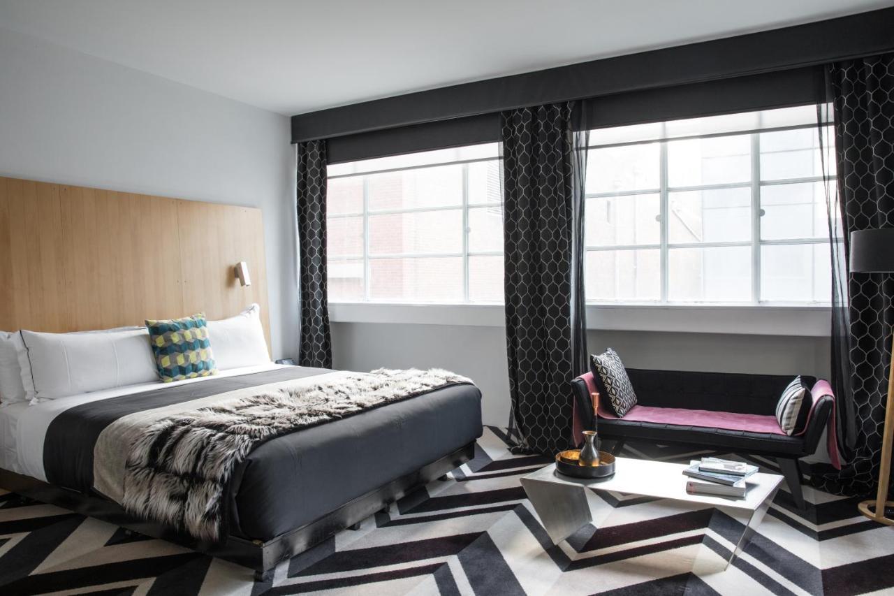 Adelphi Hotel Melbourne Bagian luar foto A room at the Hotel 57
